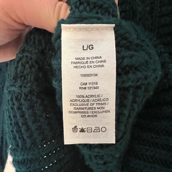 Garage Green Fall/Winter Throw Sweater - Picture 5 of 5